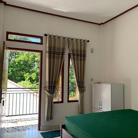 Bertus Guesthouse Labuan Bajo Εξωτερικό φωτογραφία