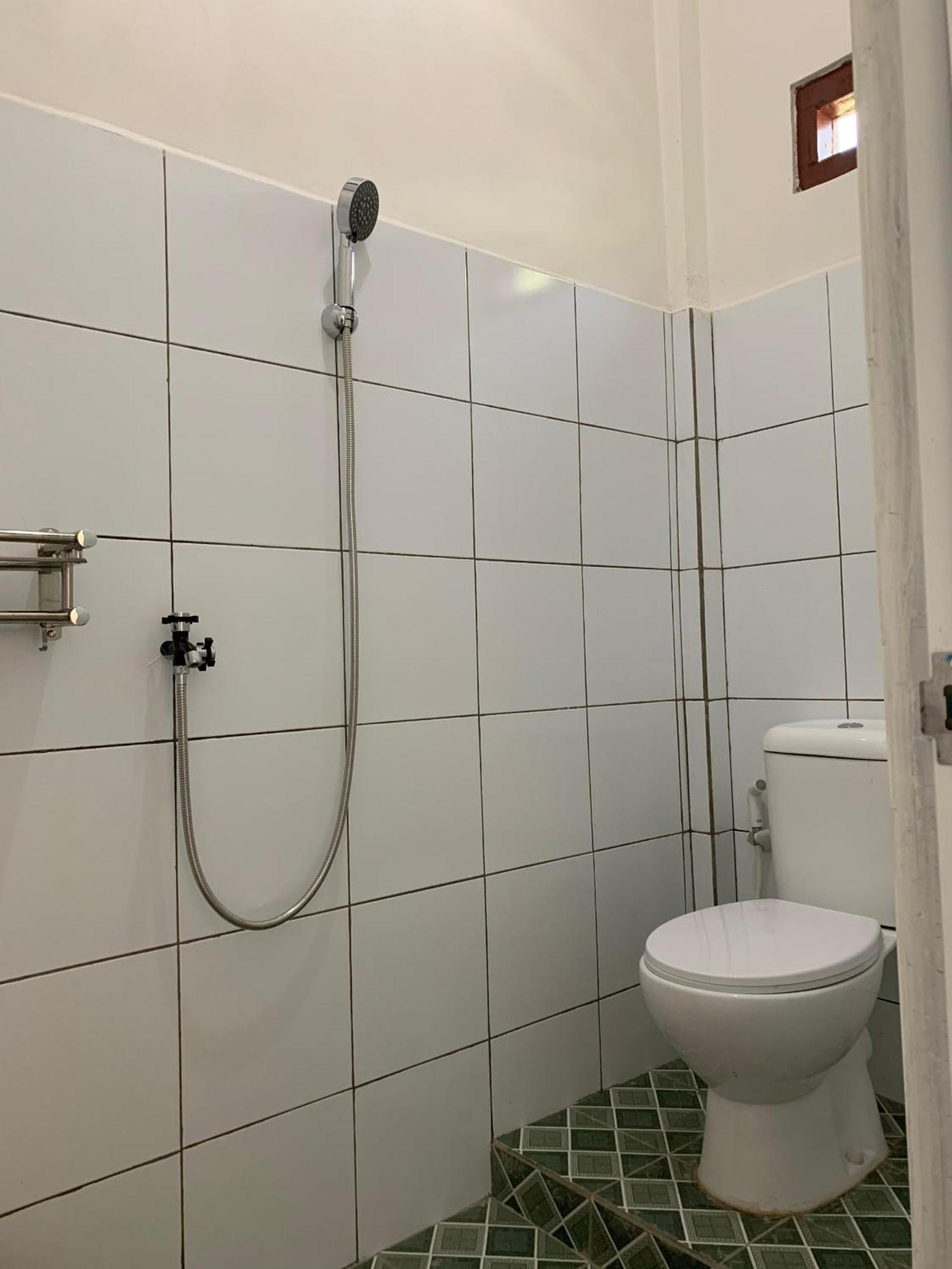 Bertus Guesthouse Labuan Bajo Εξωτερικό φωτογραφία